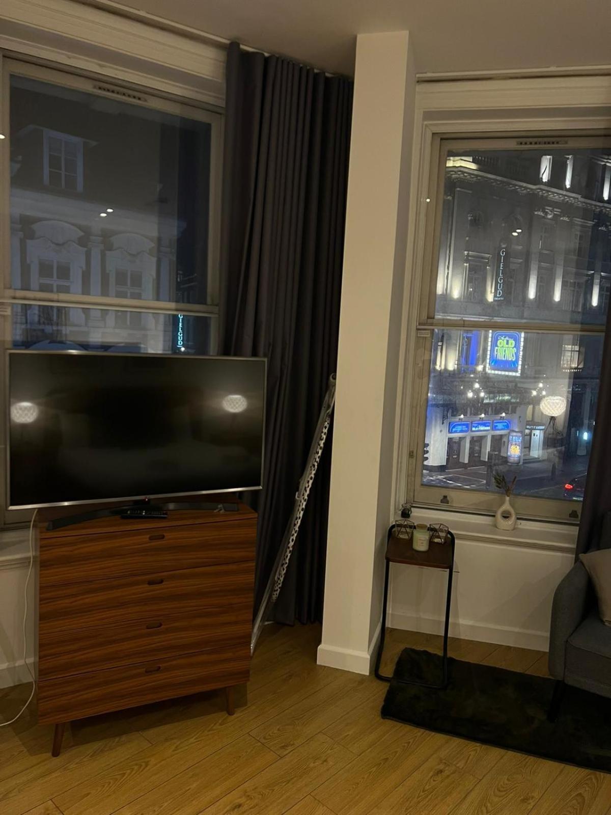 Apartment Tranquil 1 Bedroom Retreat In Piccadilly Vr4 London